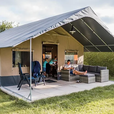 Tente de luxe Safari Tent In Near Forest, Cleaning Included